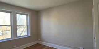 4416 North Whipple St. Gallery 1