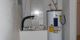 2219 Justin Ave Gallery 21