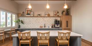 Middle Sound West Apartments Gallery 30