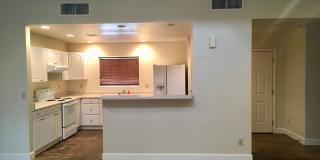1434 East Elm Street - 2 Gallery 6