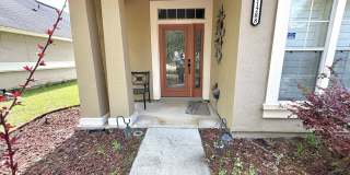 Spacious Two-Story Home with Hot Tub, Pool Table & Fenced Yard in Panther Creek Gallery 4
