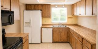 16518 SILVERHILL DRIVE Gallery 9