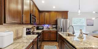 NW Westchester 4 Bedroom 2 Bath Home Gallery 8