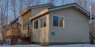Single Family Home with 1 Bedroom 1.5 Bathroom Gallery 1