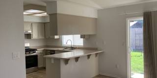 1450 La Jolla Way Gallery 6