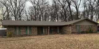 19 Indian Trail Spacious Home in Cloverdale Subdivision Gallery 1