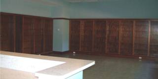 680 Oak Street Gallery 2