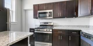 1110 West Glenlake Ave. Gallery 5