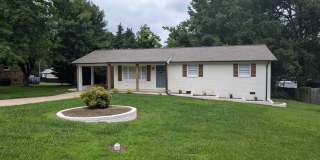 CherryVille Downtown, 3 bedroom, 100% Upgraded. Gallery 1