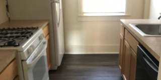 Spacious 5 bedroom house Centrally located to U of M Campus Gallery 7