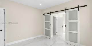 2413 N Greenway Dr Gallery 26