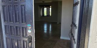 House FOR RENT in Bonita!! Pool and views. Gallery 8