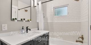 823 South 900 East Gallery 50