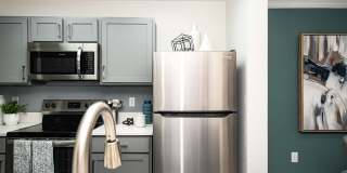 Preston at Hillwood Gallery 14