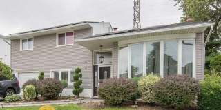 413 Clearmeadow Drive Gallery 1