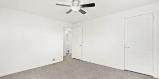 AVAILABLE JULY 1ST! ABSOLUTELY GORGEOUS & RENOVATED 2 bedroom in CASTLE SHANNON! Gallery 14