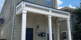 Renovated 2BD off St Charles Ave with Laundry Gallery 1