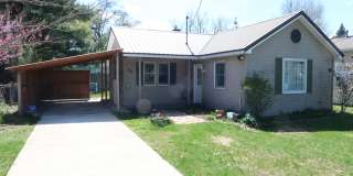 40 58th Street Southeast Gallery 1