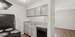 Awesome open Studio Apartments Close to Downtown Gallery 17