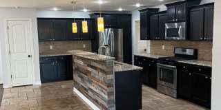 3 bedroom, 2 bathroom, 2 car garage, single family home located on the south of town Gallery 7
