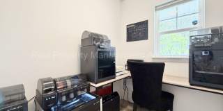 Modern 2020 Built Townhome Just Steps from Downtown Ferndale! Gallery 26