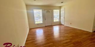 3-bedroom home with spacious yard for rent now! Gallery 6