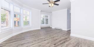 Senior Housing - Clear Creek Commons Apartments Gallery 2