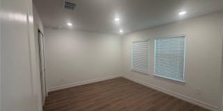 1427 W CHESTNUT STREET Gallery 5