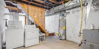 Three Bedroom + Den in the Heart of Bloomfield - Available October 10th! Gallery 12