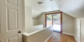 $2,995 - 5 Bed / 3 Bath Stunning and Spacious Home on South Hill Gallery 30