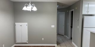 Foxchase Subdivision - End Unit Gallery 7