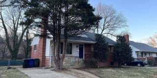 1812 N JACKSON Street Gallery 2