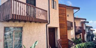 Mission Valley 2 Bedroom 2 1/2 Bath End Unit Townhome Gallery 1