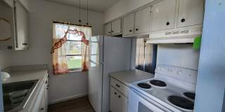 Cozy Condo in a 55+ Community Gallery 4