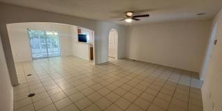 Beautiful 3/2 townhome Gallery 12