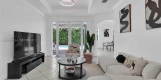 15270 SW 115th Ter Gallery 6