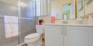 9039 NW 21st Ct Gallery 25