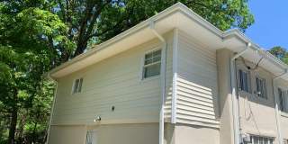 Room in 3 Bedroom Home at E Cornwallis Rd Gallery 3