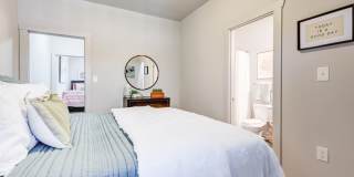 Student Housing - Arlington Townhomes and Cottages Gallery 28