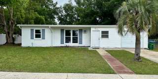 Check Out This Affordable and Centrally Located Deltona Property For Lease! Check Out This Affordable and Centrally Located Deltona Property For Lease! Gallery 1