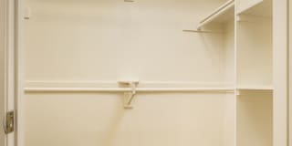 eaves Thousand Oaks Gallery 12