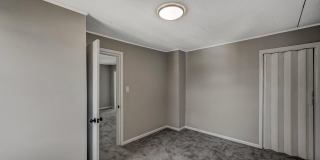 814 S Webster Avenue Gallery 33