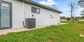 541 Chalet Avenue S Gallery 9