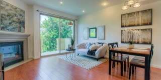 Beautifully Updated Condo in NoHO Gallery 13