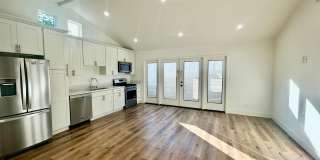 Recently Remodeled 1-Bedroom, 1-Bathroom Unit Recently Remodeled 1-Bedroom, 1-Bathroom Unit Gallery 1
