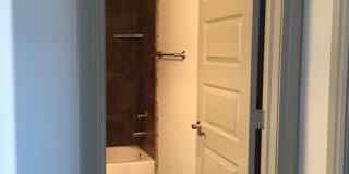 3 Bed | 2 Bath Home - Deer Creek Schools - Storm Shelter - Rockwell Village Addition Gallery 10