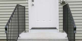 Newly Built 6br/3ba- Steps away from PC! Gallery 4