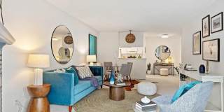 375 Mandarin Dr # A Gallery 4