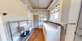 1827 Capitol Avenue Gallery 9