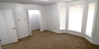 Housing Authority Vouchers Accepted !! Charming 2-bedroom, 2.5-bathroom home located in Baton Rouge Gallery 15